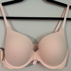 Victoria’s Secret Women's Cream Bra